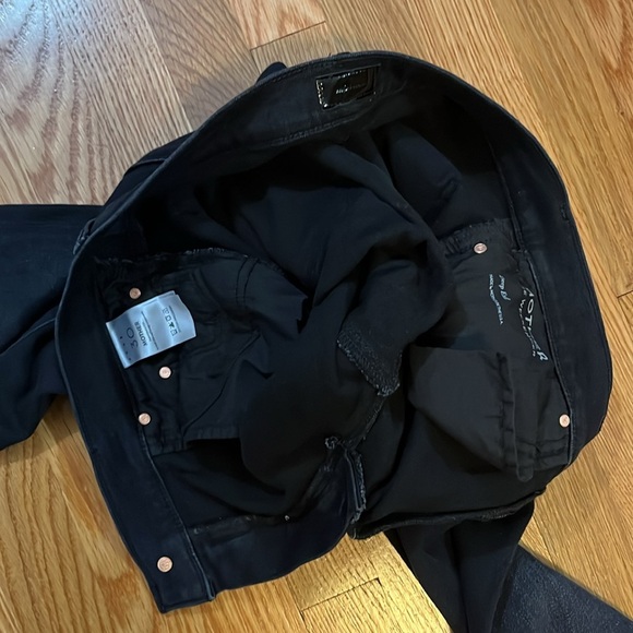 MOTHER The Weekender High Rise Flare Jeans Size 30 NWT - Picture 11 of 14